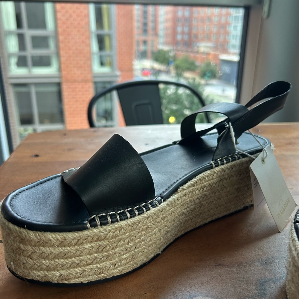 NWT Pull&Bear flatform espadrille sandal black size 9